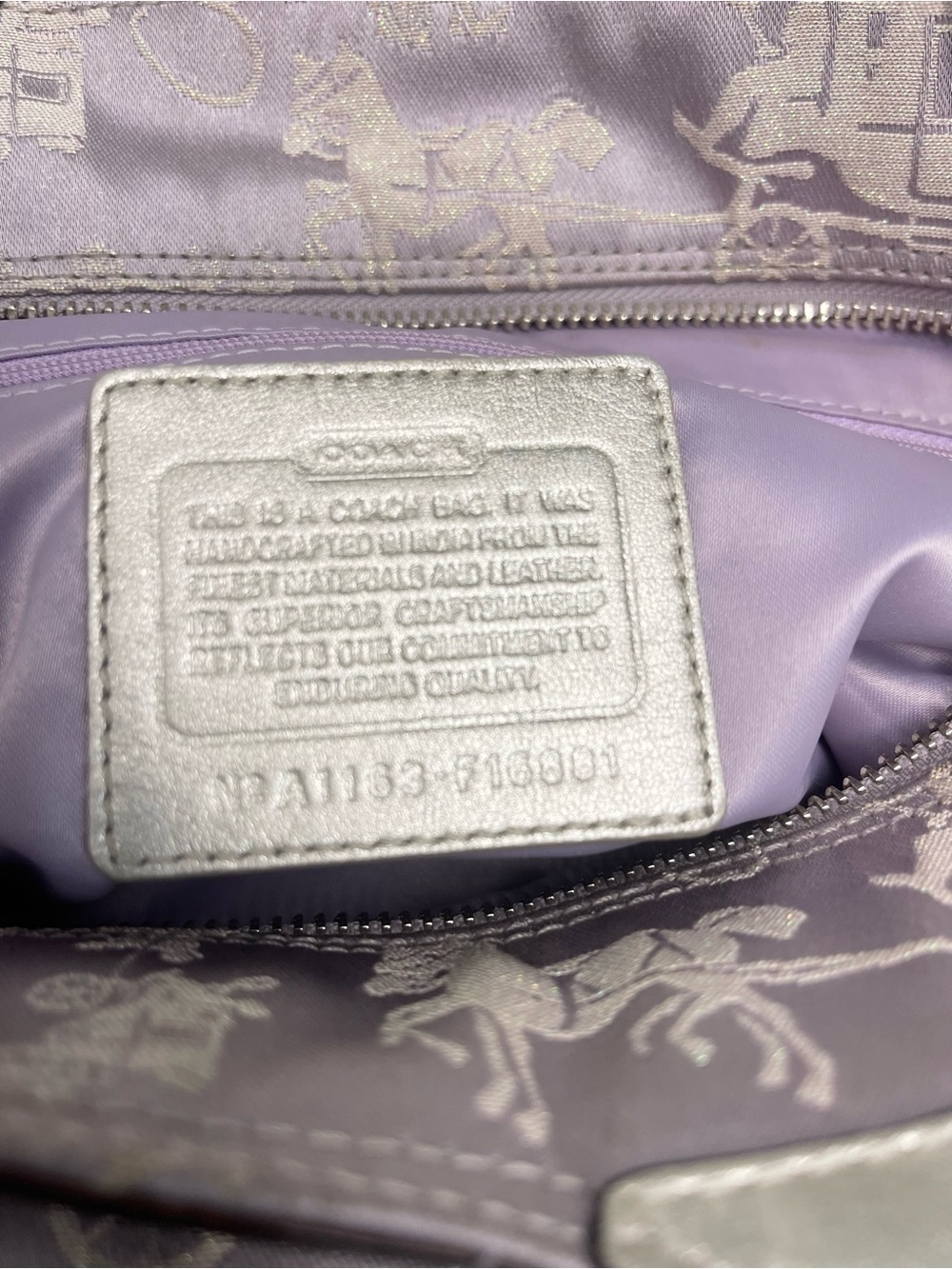 Coach Ashley Signature Horse & Carriage
Shoulder Bag A1163-F16881 EUC - Picture 15 of 17